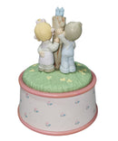 Precious Moments Figurine 569658, Thee I Love