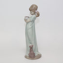 Lladró Figurine: 5743 Don't Forget Me