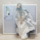 Lladró Figurine: 5747 Mary