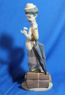 Lladró Figurine: 5838 On  the Move