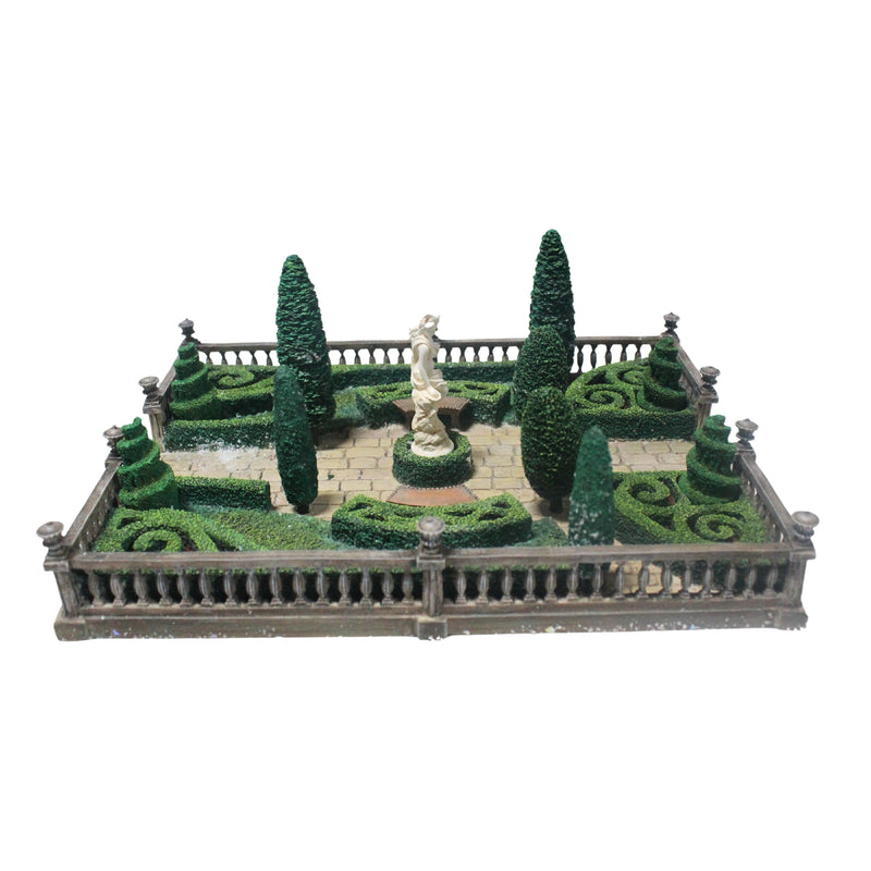 Department 56: 58551 Formal Gardens