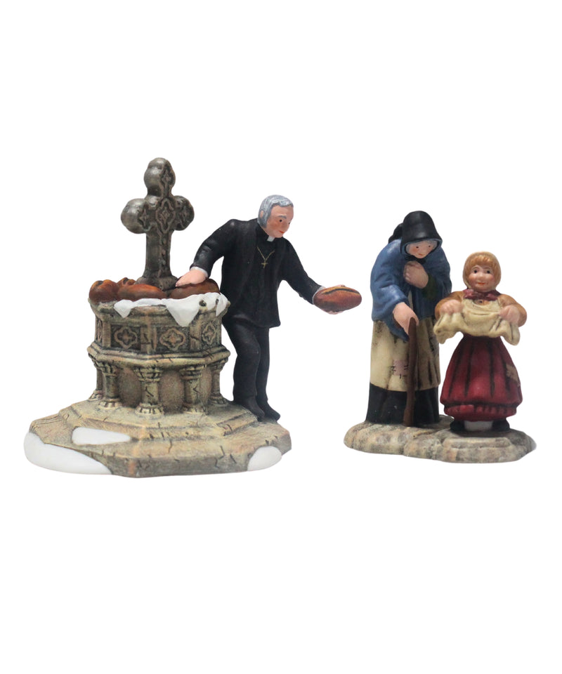 Department 56: 58566 The Charitable Vicar - Set of 2