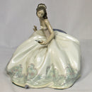 Lladró Figurine: 5859 At the Ball