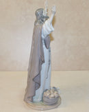 Lladró Figurine: 5896 The Loaves & Fishes