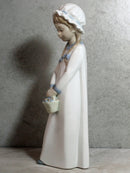 Lladró Figurine: Nao 597 Baskets of Sweets