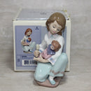 Lladró Figurine: 5990 Thoughtful Caress