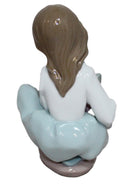 Lladró Figurine: 5990 Thoughtful Caress