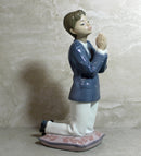 Lladró Figurine: 6088 Communion Prayer Boy