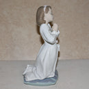 Lladró Figurine: 6089 Communion Prayer Girl