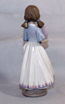 Lladró Figurine: 6155 European Love