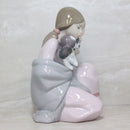 Lladró Figurine: 6226 Snuggle Up