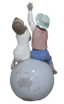 Lladró Figurine: 6353 A World of Love