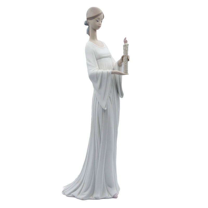 Lladró Figurine: 6376m Light and Life