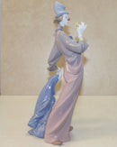 Lladró Figurine: 6507 A Mile of Style