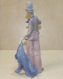 Lladró Figurine: 6507 A Mile of Style
