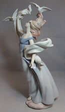 Lladró Figurine: 6570 New Horizons