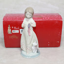 Lladró Figurine: 6669 A Stocking for Kitty