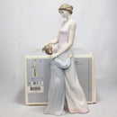 Lladró Figurine: 6771 Someone to Look Up To
