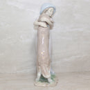 Lladró Figurine: 6903 A Warm Welcome