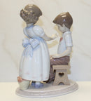 Lladró Figurine: 6906 With All My Heart