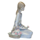 Lladró Figurine: 7607 Flower Song