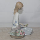 Lladró Figurine: 7607 Flower Song