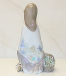 Lladró Figurine: 7607 Flower Song