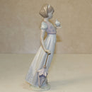 Lladró Figurine: 7611 Summer Stroll
