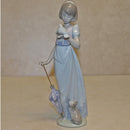 Lladró Figurine: 7611 Summer Stroll
