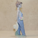 Lladró Figurine: 7650 Pocket Full of Wishes