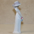 Lladró Figurine: 8022 Little Lady