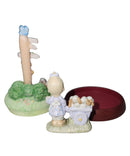 Precious Moments Figurine 818027, God Loveth a Cheerful Giver