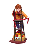 Department 56: 93300 Gilbert hangs the Garland