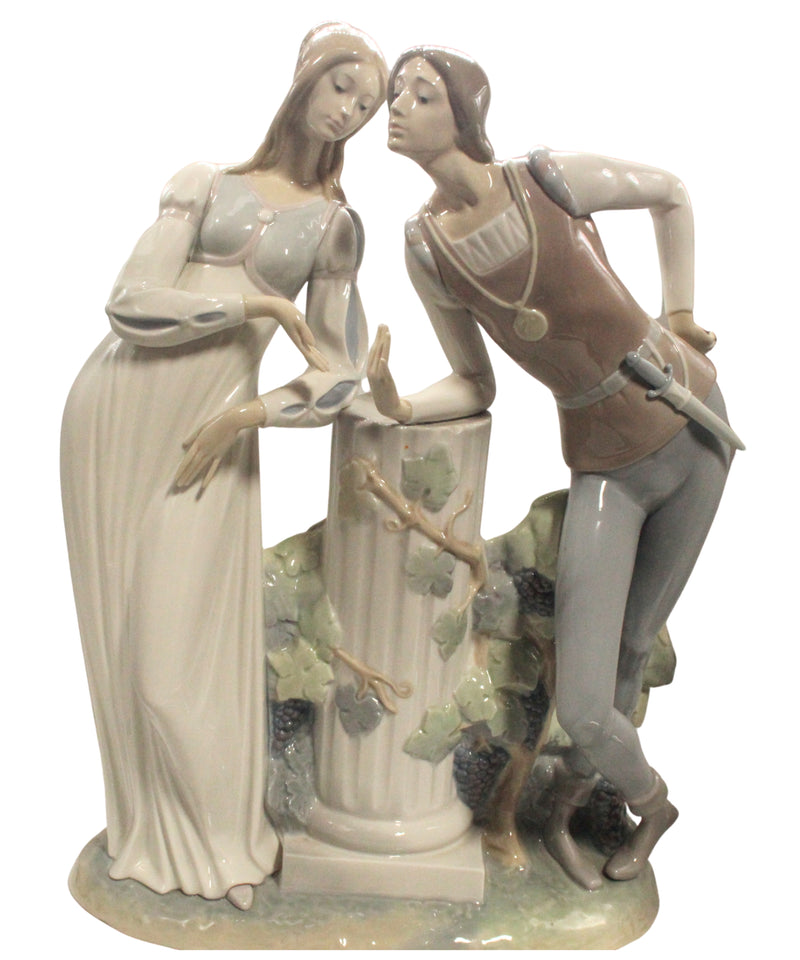 Lladro Romeo and Juliet Sculpture