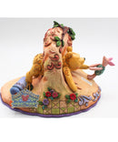 Walt Disney Showcase Collection Classic Pooh and Piglet "A Friendly thing to do"