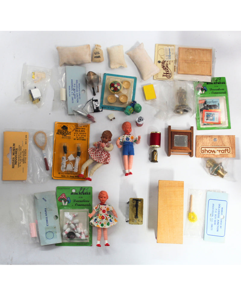 Misc 1960's Mini Dolls and Doll House Accessories