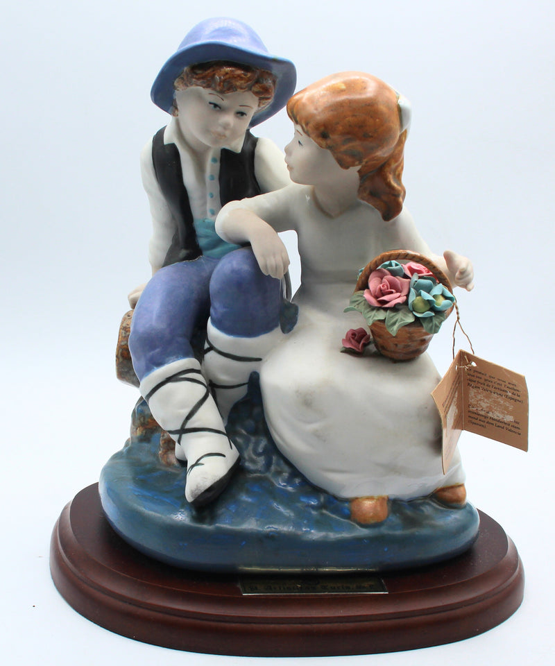 Porcelanas Artisticas Turis Boy Girl Seated