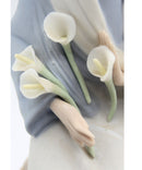 Lladro Porcelain Figure " Girl with lilacs sitting" Item