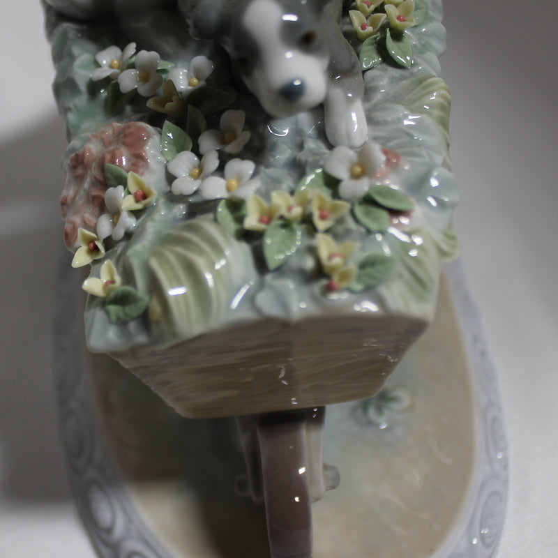 Lladro Figurine 5460 A Barrow of Fun | Please Read