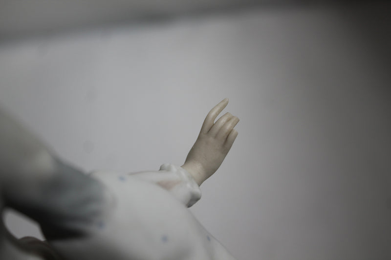 Lladro Figurine 4828 Cinderella's Lost Slipper | Please Read