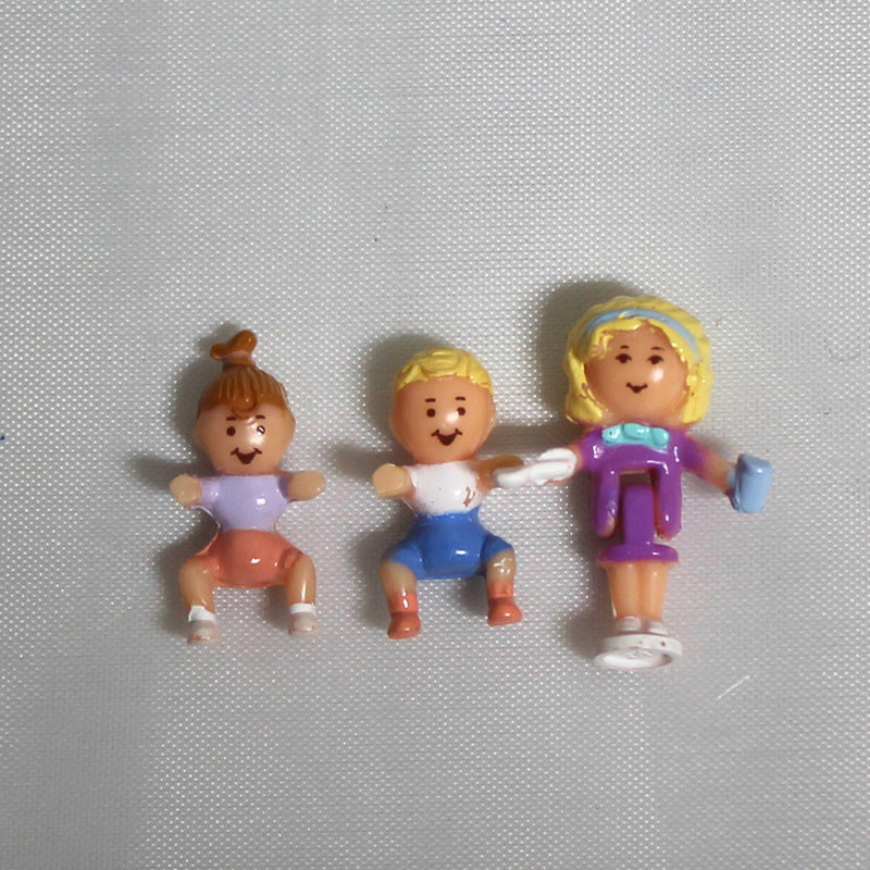Polly Pocket: Heart Shaped Compact Mini Doll House