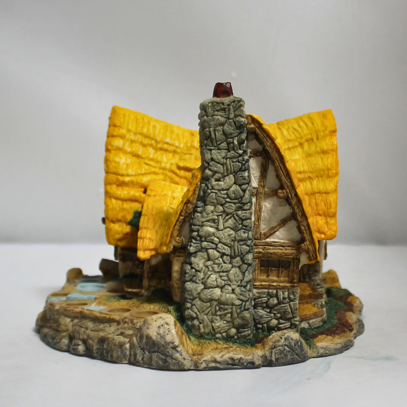 Goebel: Disney Snow White Miniature Cottage