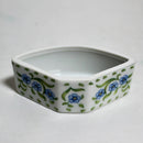 Cadeaux D'amour: Limoges Porcelain Trinket Box