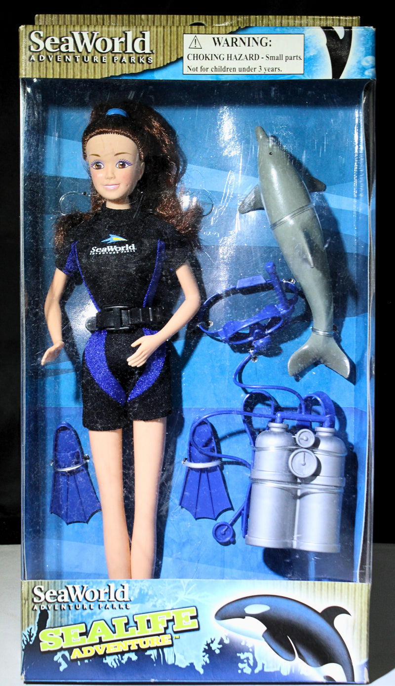 SeaWorld Orca Trainer Killer Whale Femal Doll Playset