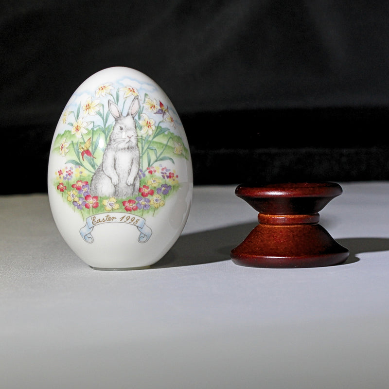 Noritake Limited Edition  Easter Egg 1998 Twenty-eighth Edition with Wood Stand