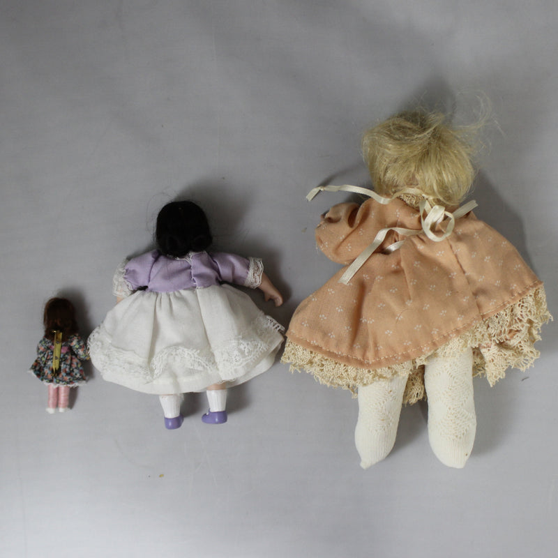 Lot of 3: Small / Medium / Large Vintage Girls In Dresses