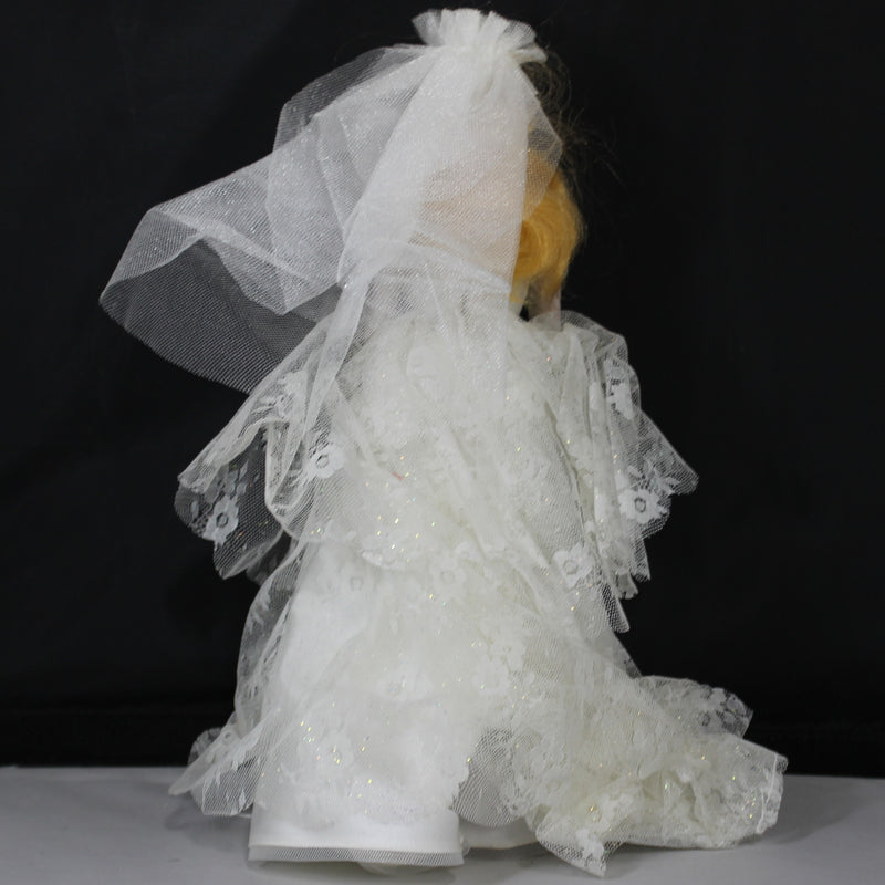 1959 Wedding Party Limited Edition Porcelain Barbie 1959 Wedding Party Limited Edition Porcelain Barbie