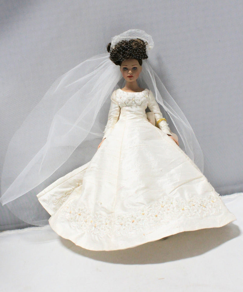 Tonner Tiny Bitter Collier Now and Forever Doll