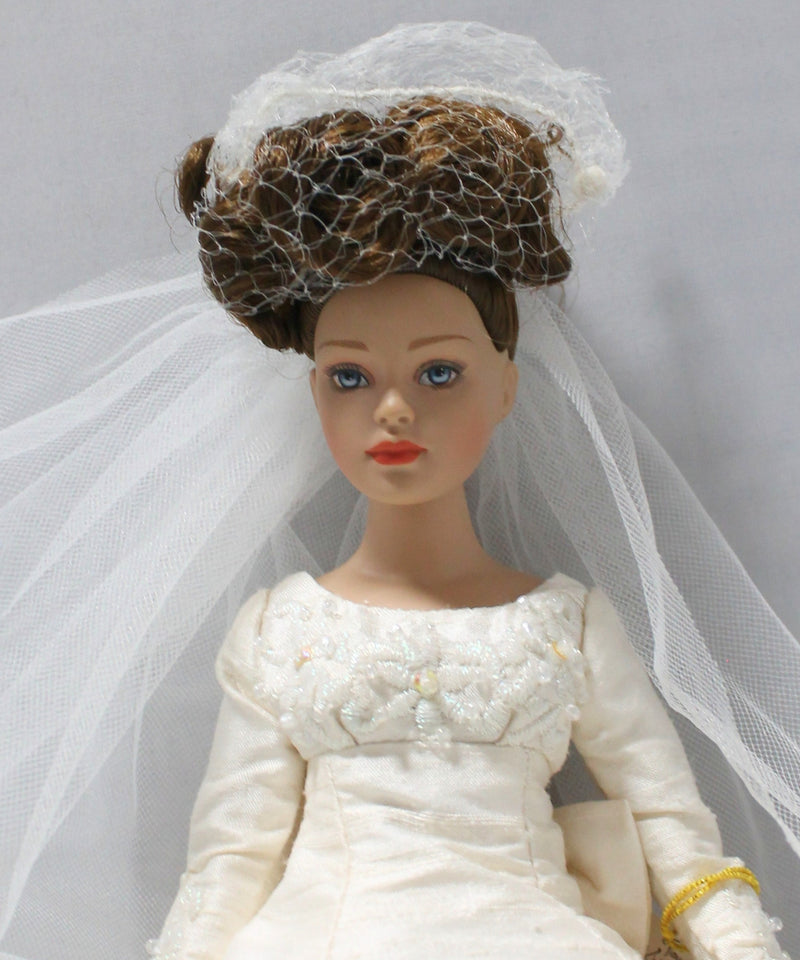 Tonner Tiny Bitter Collier Now and Forever Doll