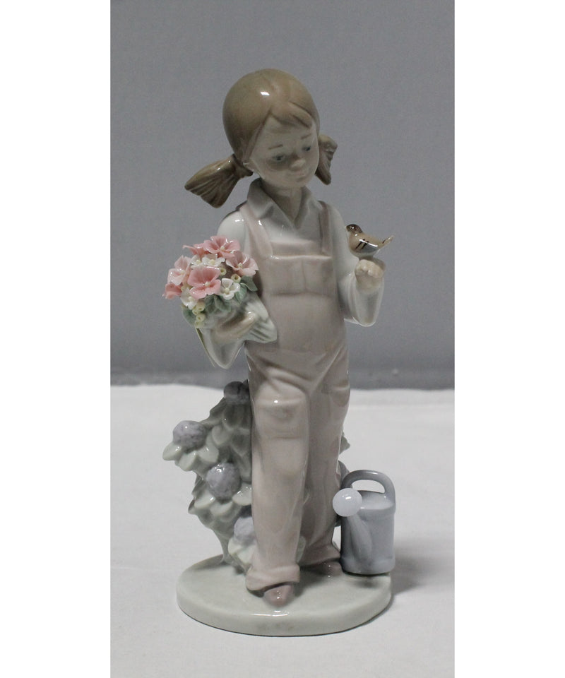 Lladró Figurine:  5217 Spring | Glazed Finish | Please Read